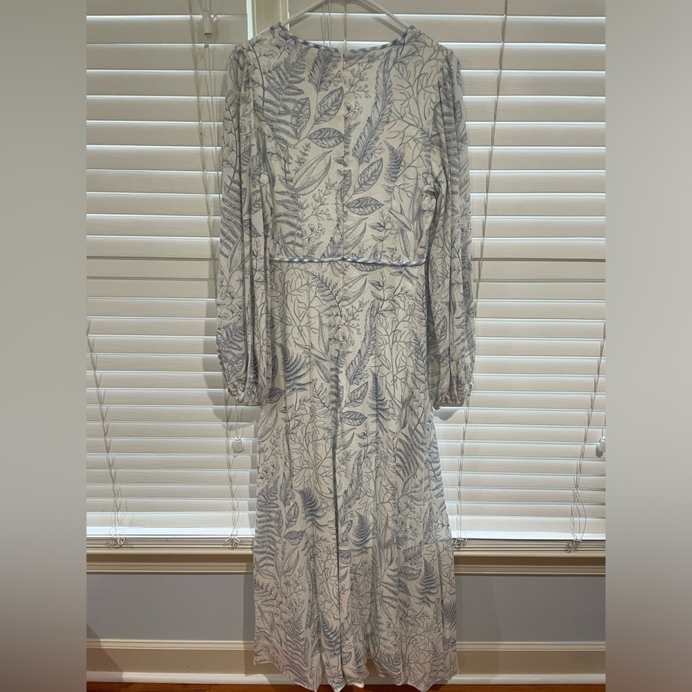 Worn once in perfect condition. From Red Dress Boutique.